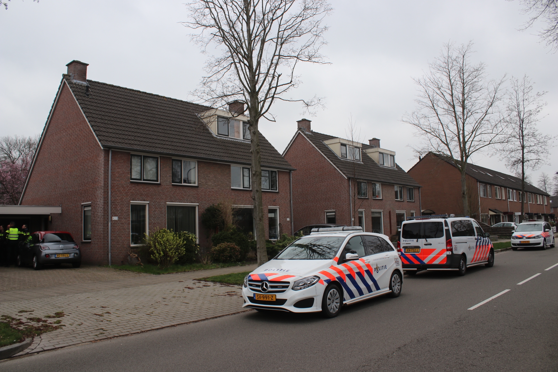 *Video* Vrouw gewond na overval in woning