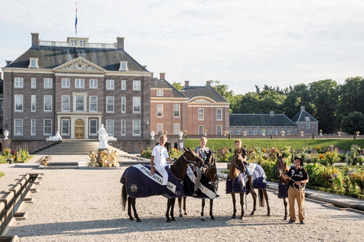 Paleis opnieuw decor voor oudste balsport ter wereld