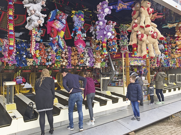 Kermis vol met mooie attracties