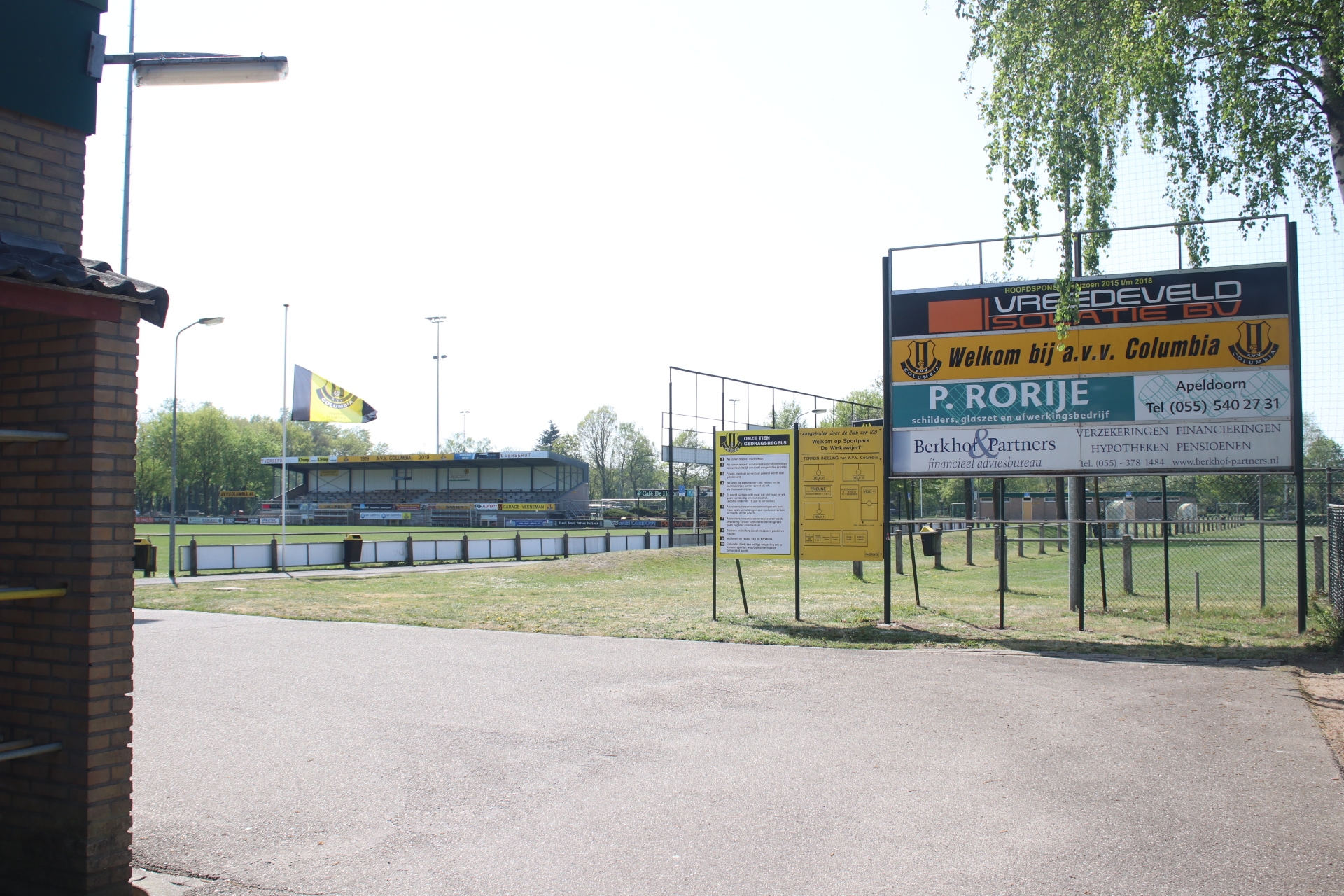 Verslagenheid bij voetbalvereniging Columbia, na verlies van twee spelers