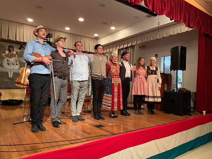 Hongaarse volksmuziek doopt nieuwe Wereldlokaal