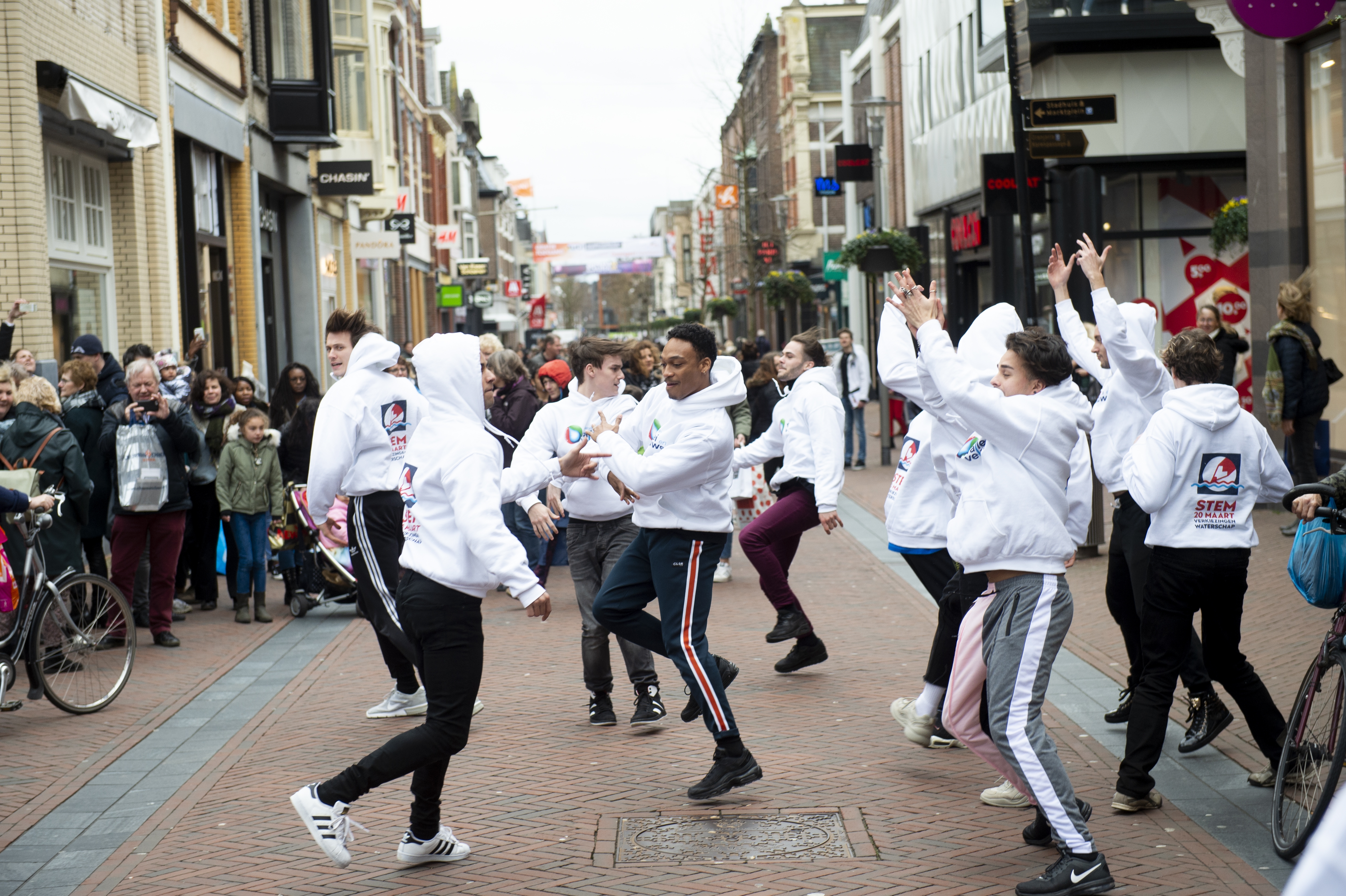Flashmob Waterschapsverkiezingen