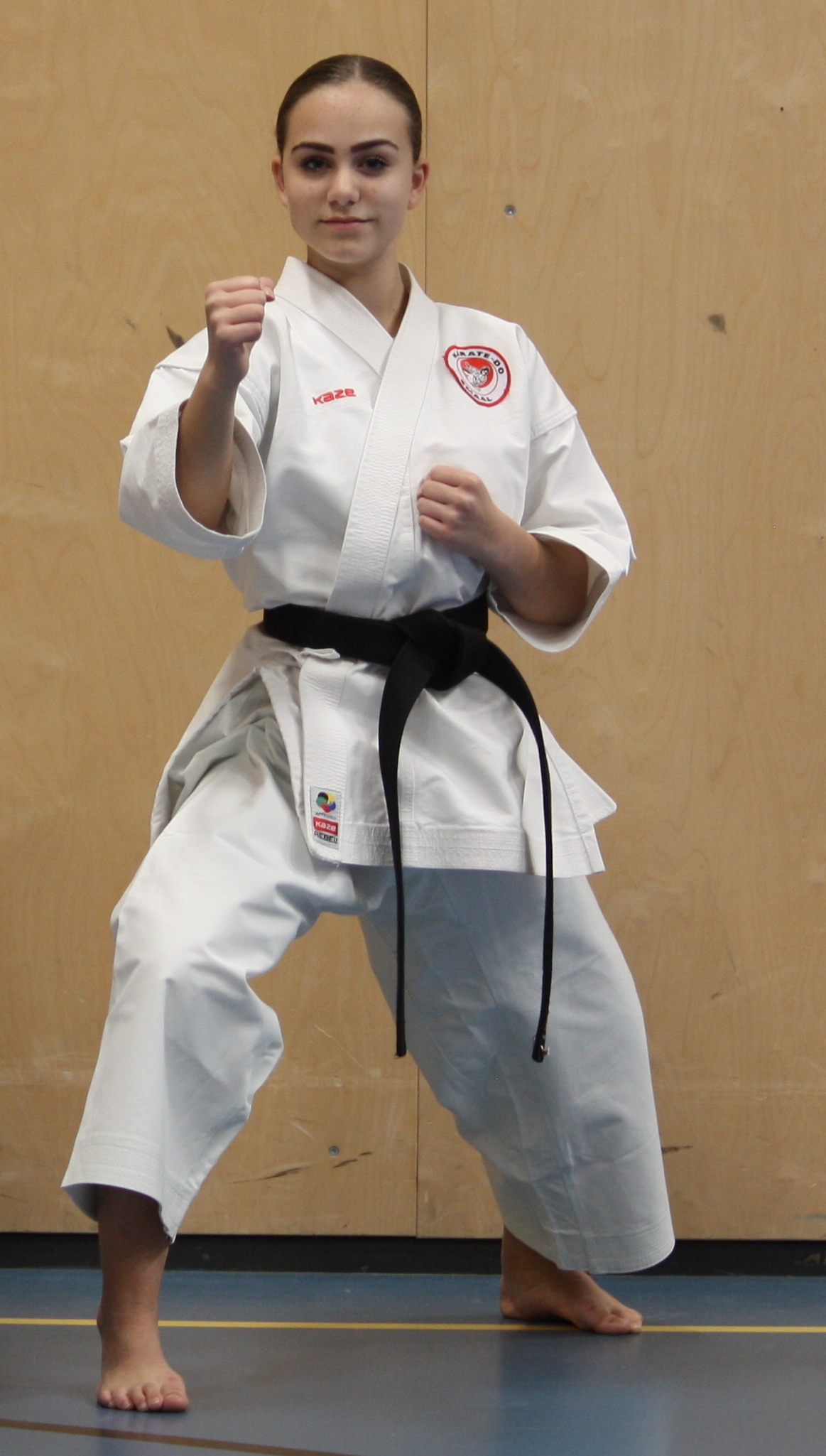 Apeldoornse karateka Selina Cicek grijpt net naast brons op EK