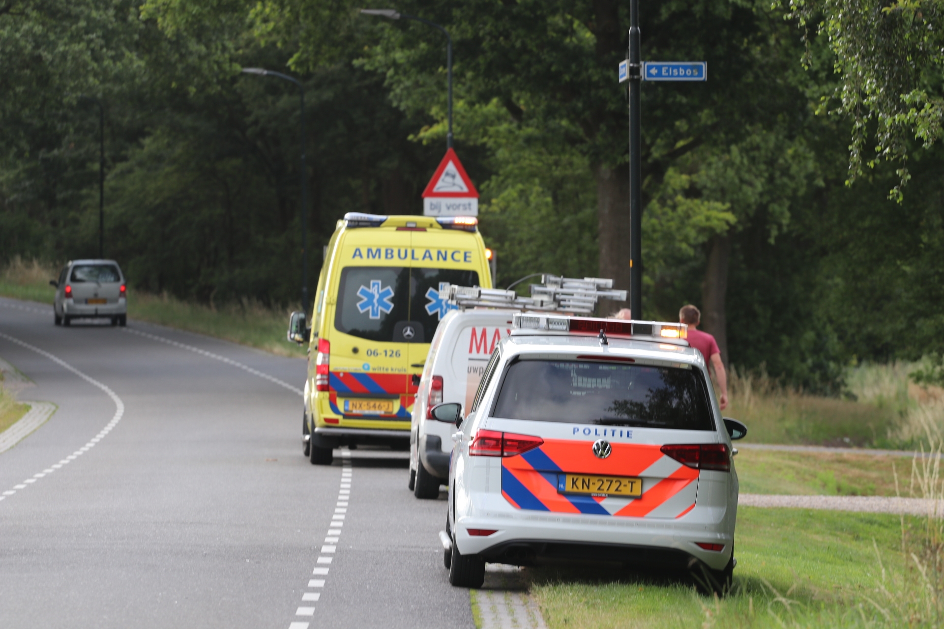 Vrouw gewond na aanrijding op de Elsbosweg in Klarenbeek