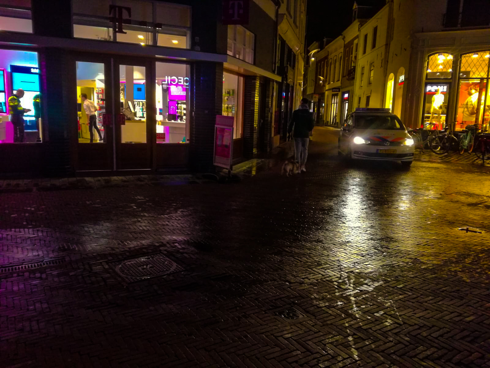 Overval op T Mobile winkel in centrum van Zutphen
