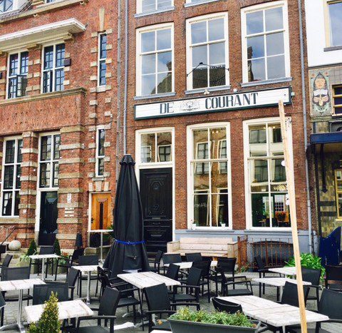 Café Français bij De Courant Zutphen