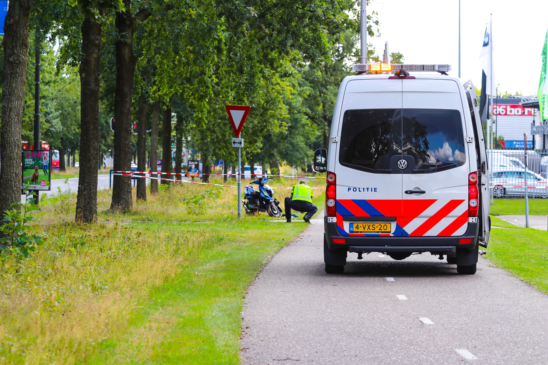Man raakt ernstig gewond bij ongeval op Kayersdijk in Apeldoorn