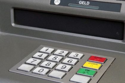 ’s Nachts geen geld meer uit de muur