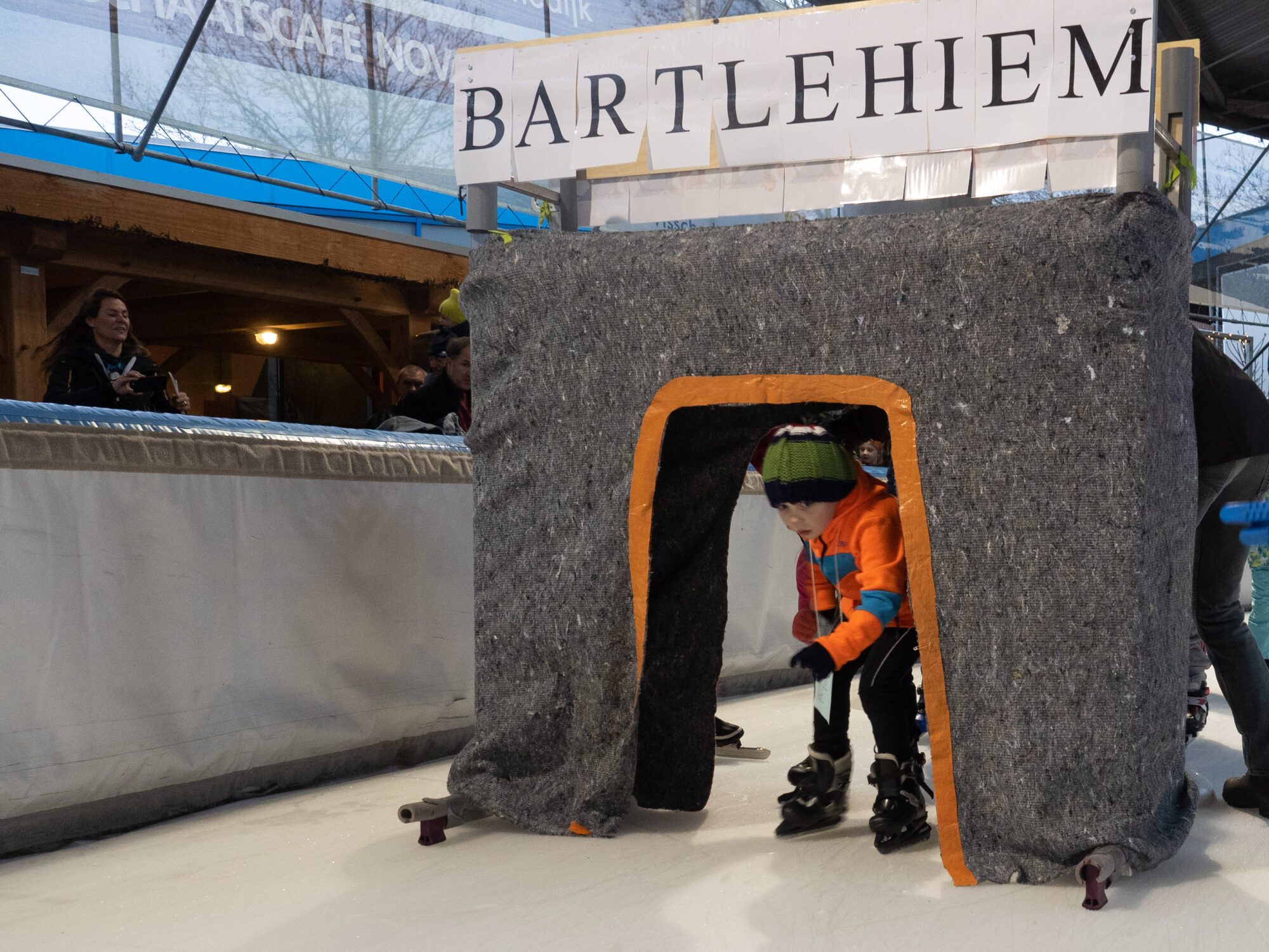 Schaatsfestijn voor jong en oud