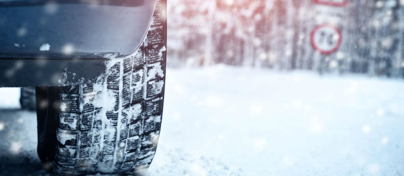 Hoge boetes en andere dekking autoverzekering voor rijden zonder winterbanden in Europa