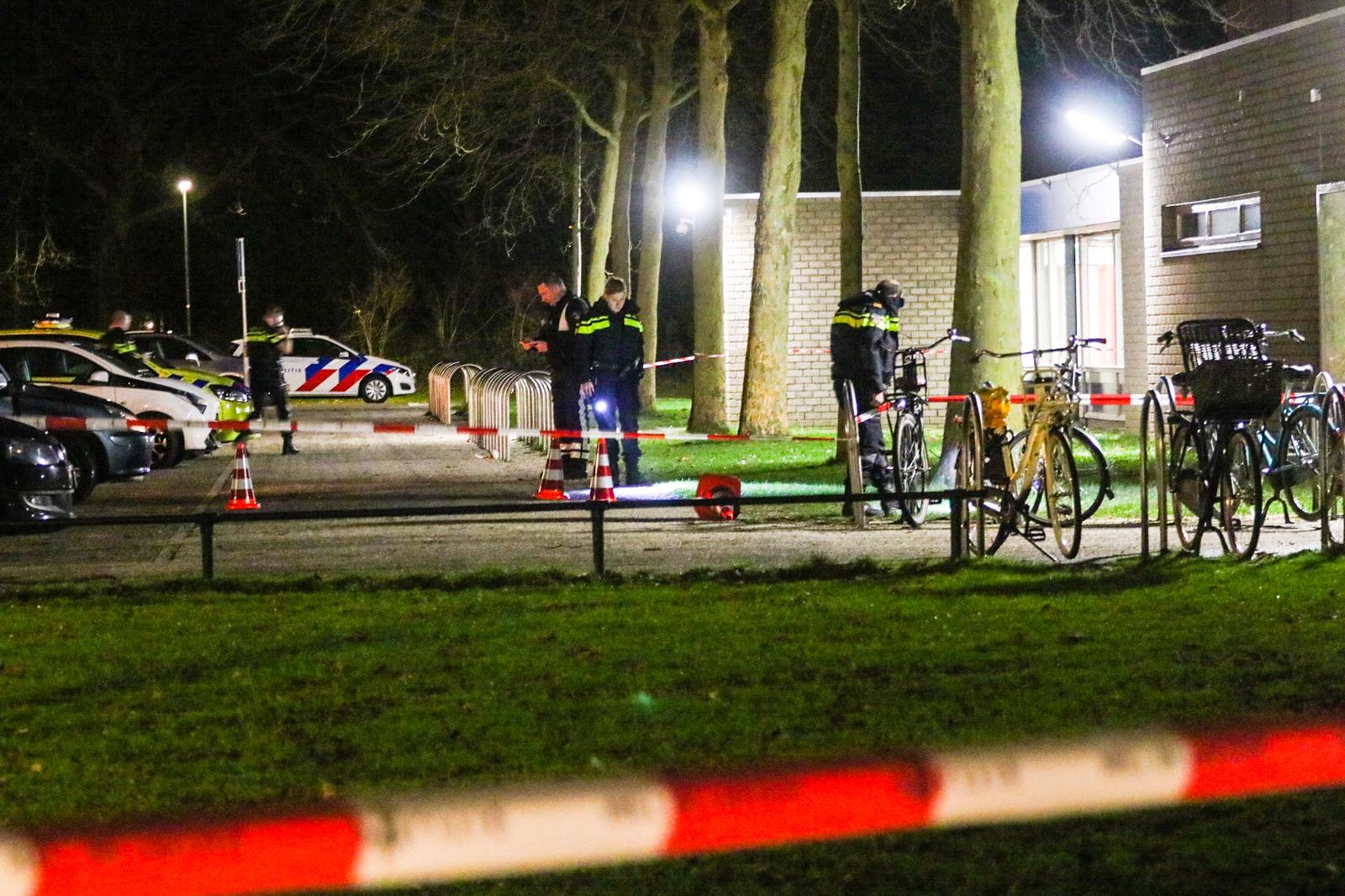Slachtoffers schietpartij zijn 18 jarige man uit Deventer en een 28 jarige man zonder woon of verblijfplaats