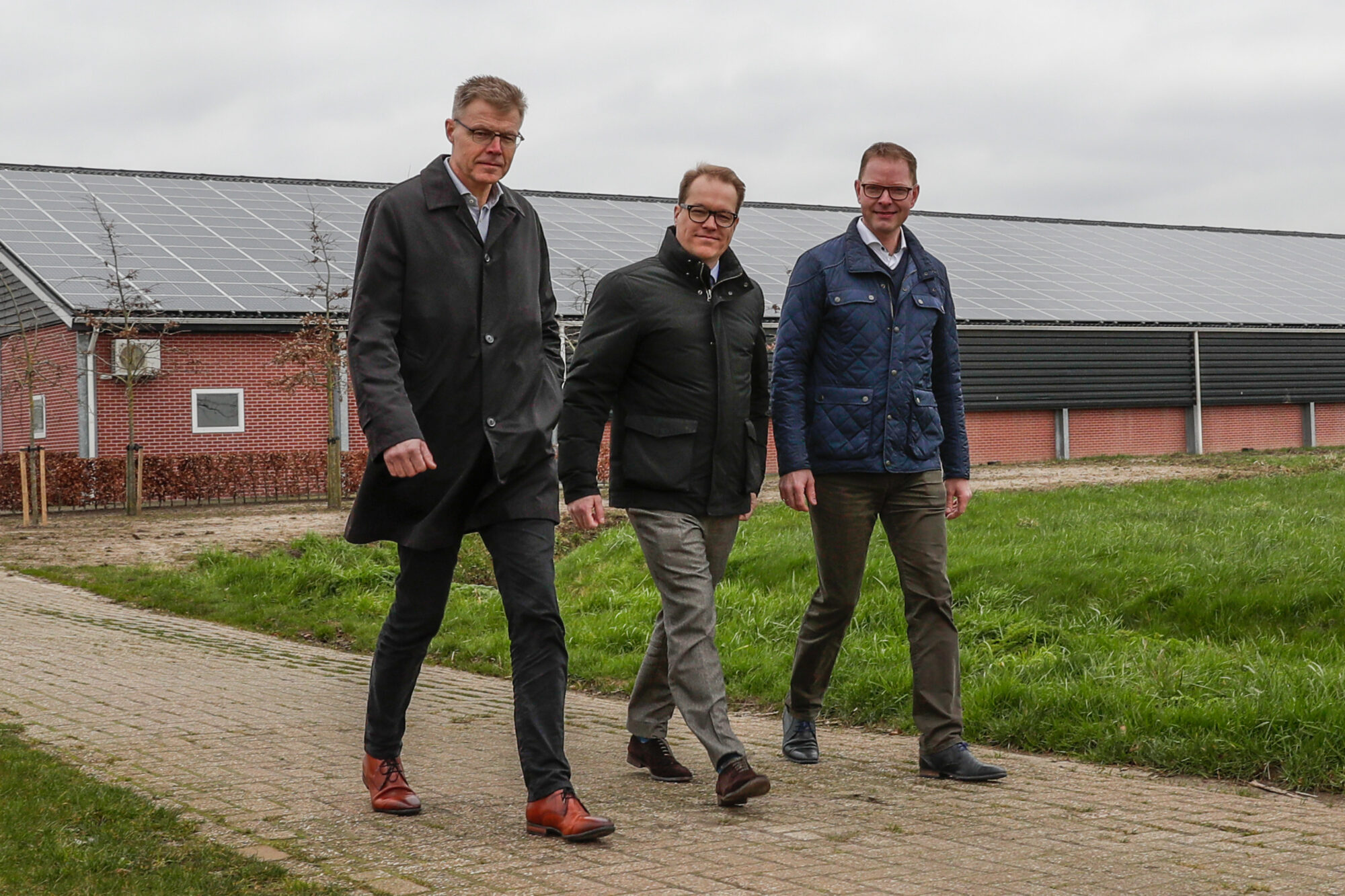 Het op één na grootste zonnedak van Apeldoorn geopend
