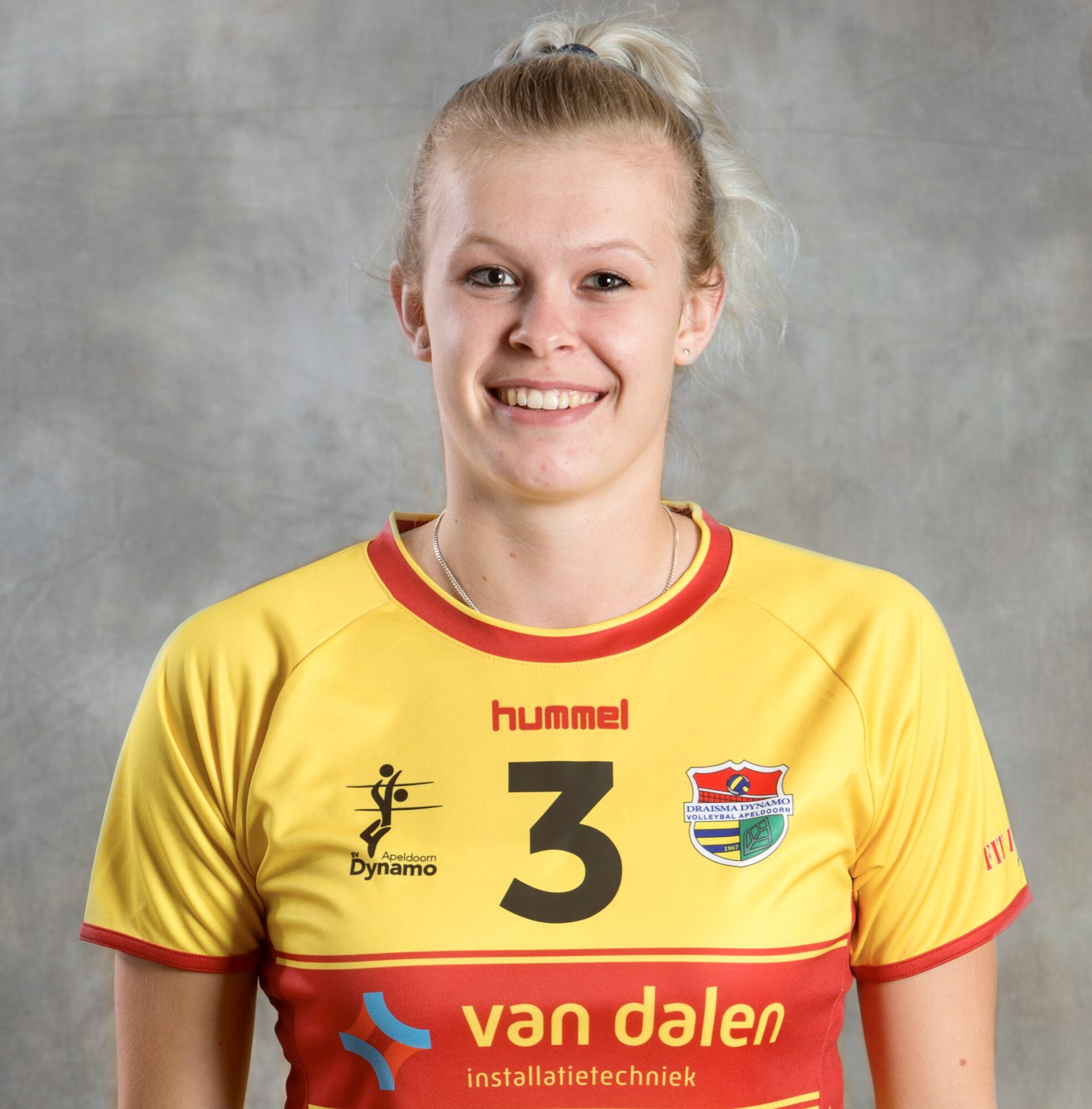 Caya van Cooten verlengt bij SV Dynamo