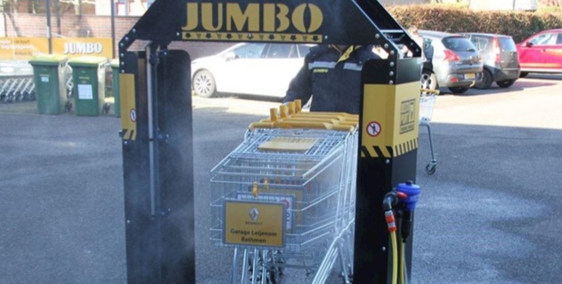 Schone karren bij Bathmense Jumbo