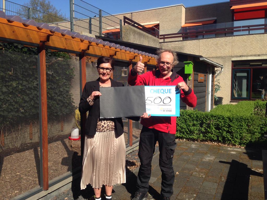 Wilp Staat Op doneert 500 euro aan hospice de Winde