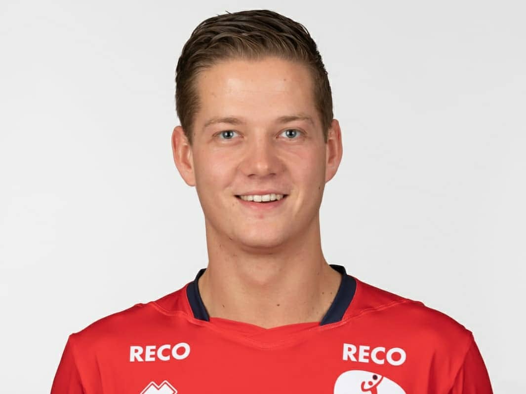 Ricardo Hofman komt van ZVH, Seain Cook vertrekt