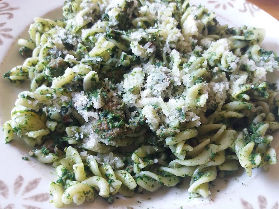 Aan de slag met brandnetelpasta