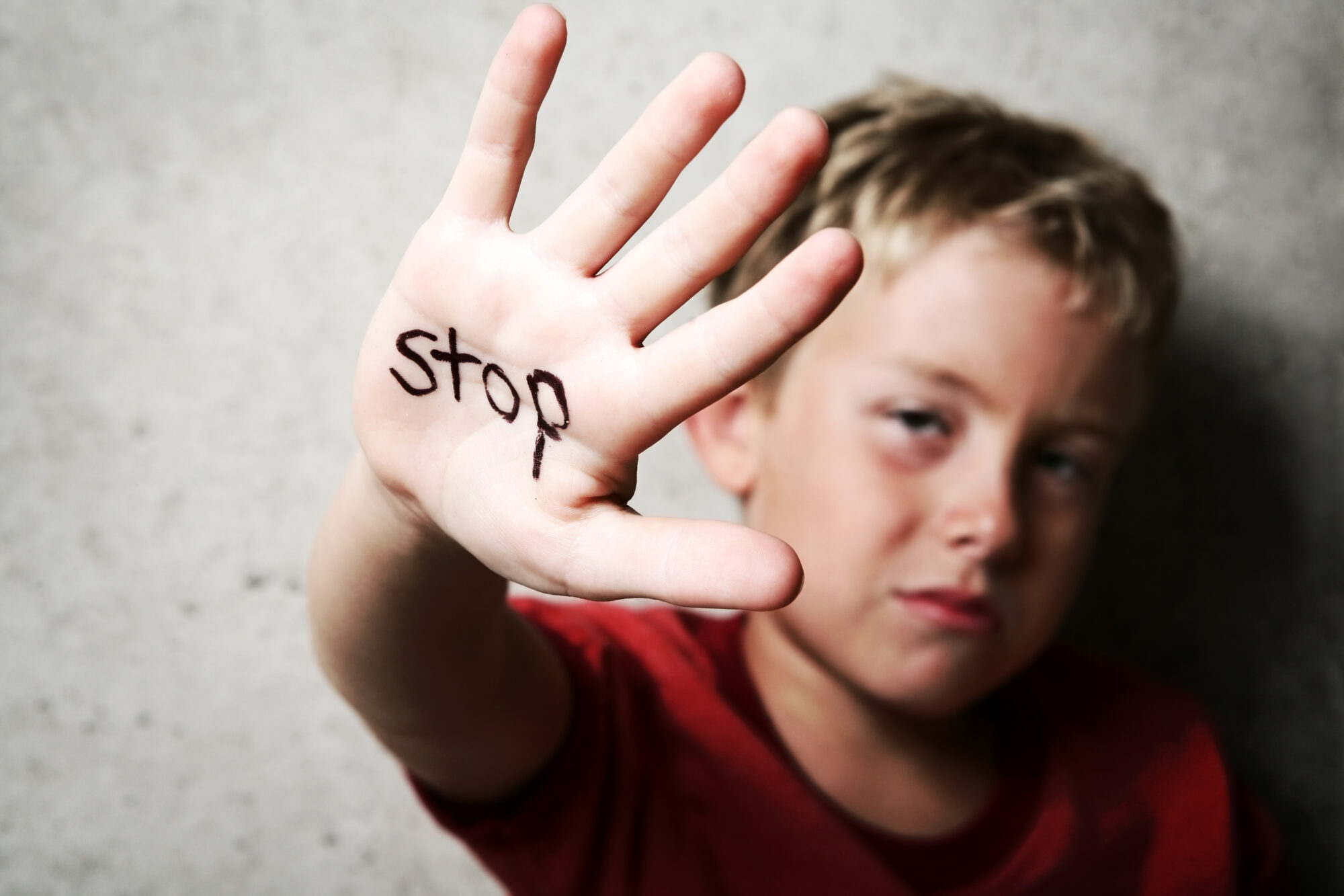 Chatten over huiselijk geweld en kindermishandeling