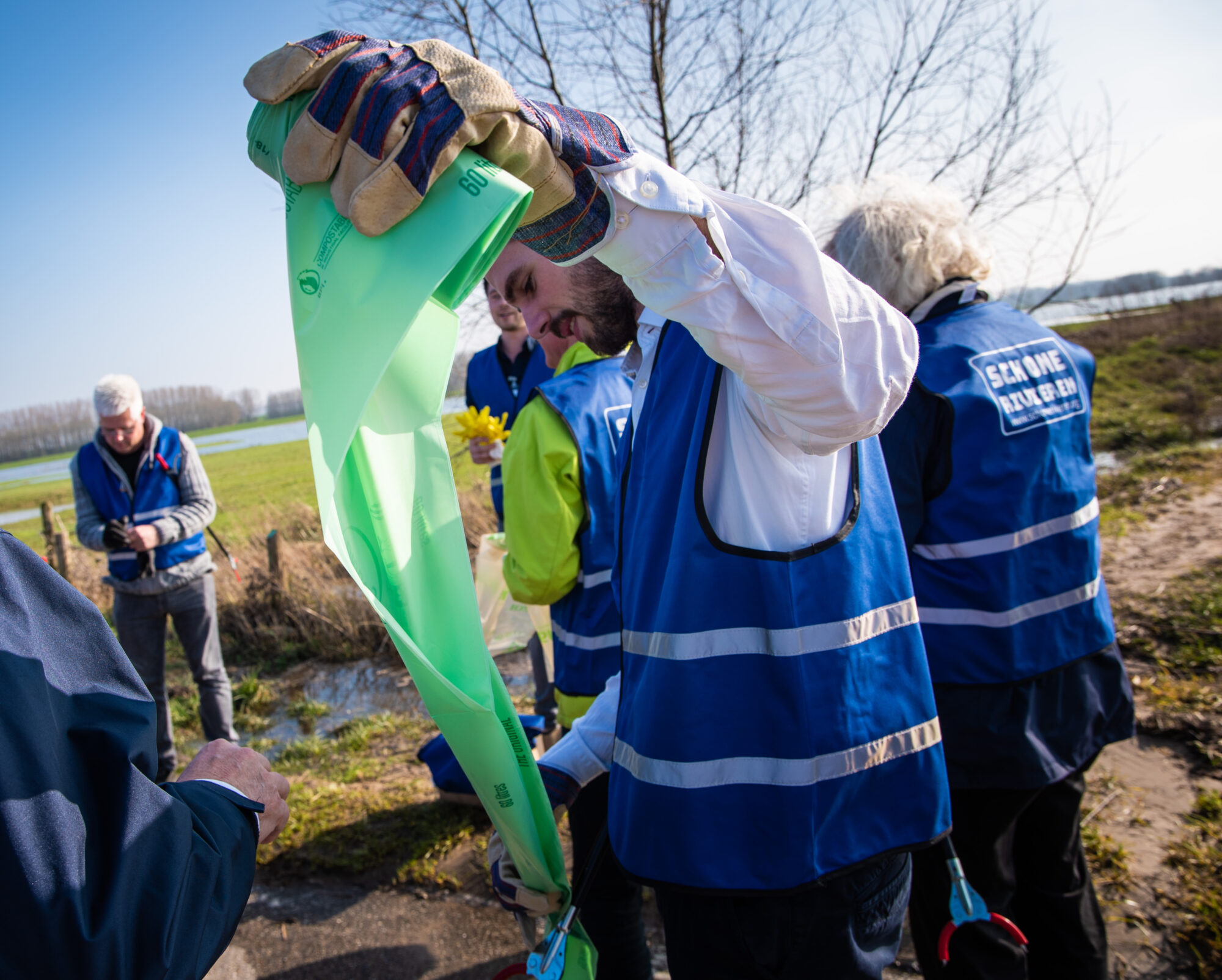 Verenigingen mogen opruimen langs de IJssel