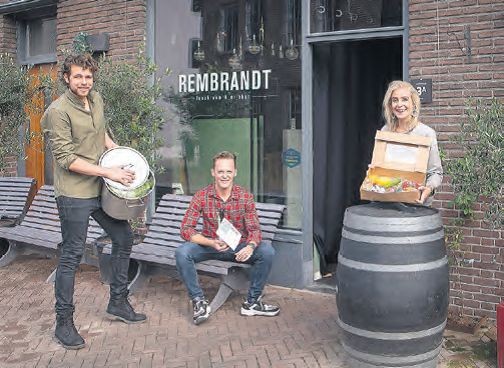 Horecaondernemers in Apeldoornse binnenstad gaan ervoor: grote keuze in afhalen en bezorgen