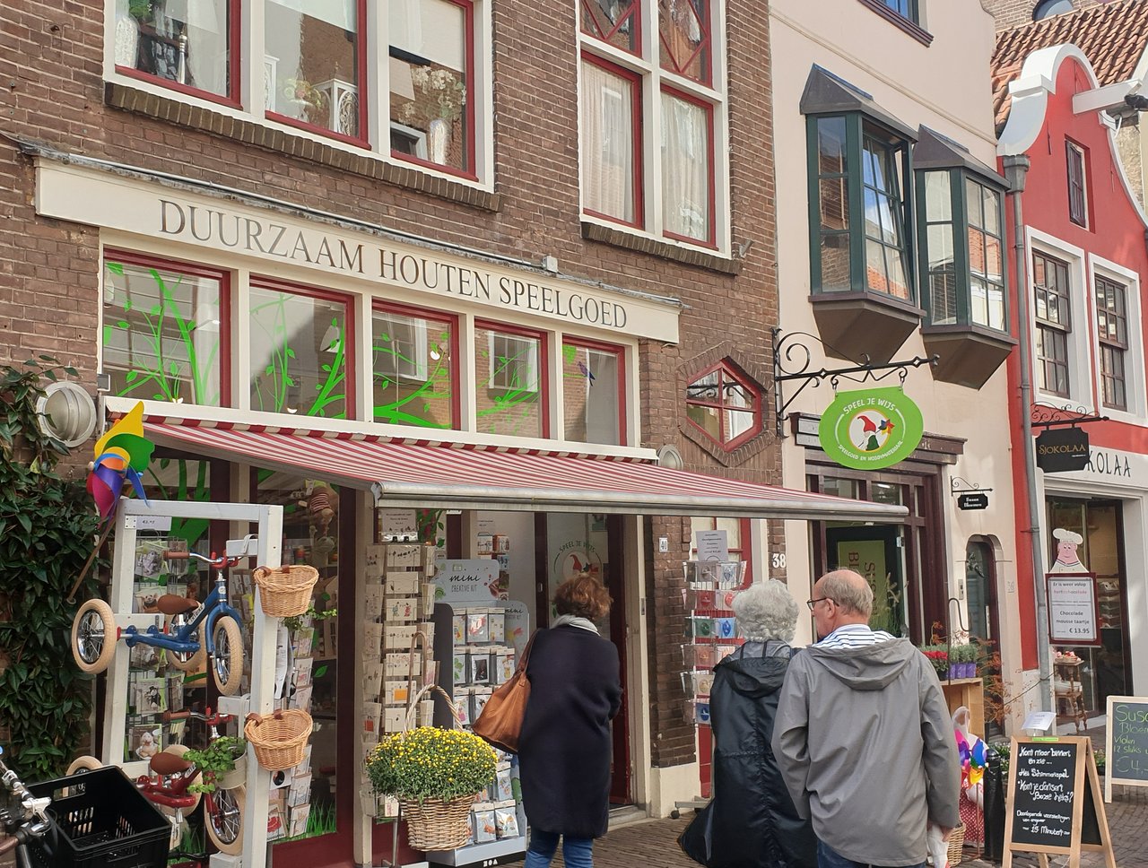 ‘Kom gespreid naar de winkels’