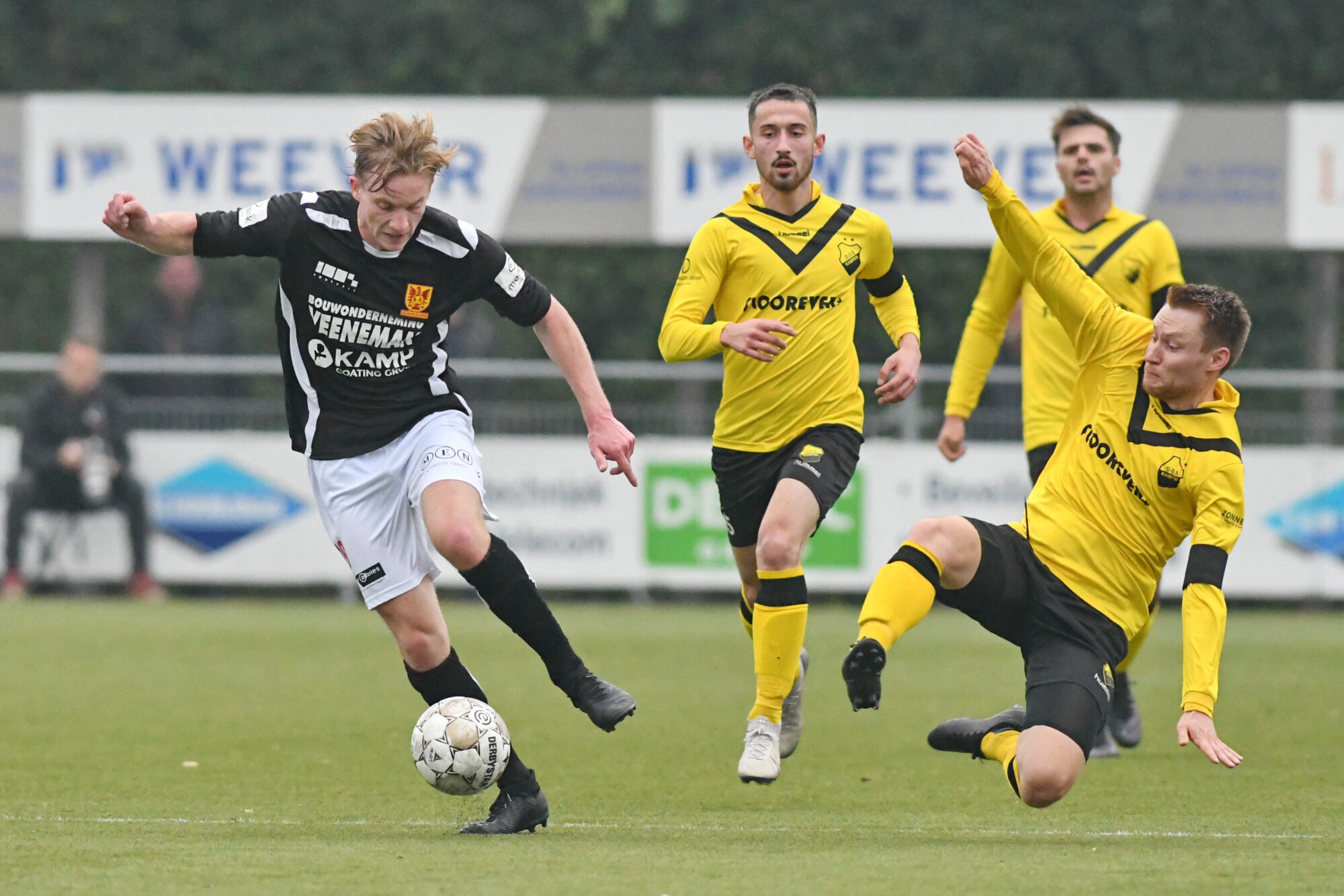 Jan Michels blijft assistent trainer csv Apeldoorn