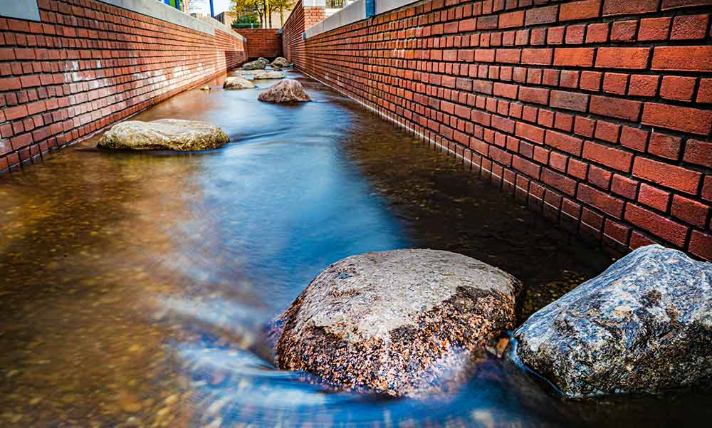 Beek verrijkt binnenstad Apeldoorn en verbetert klimaatadaptatie