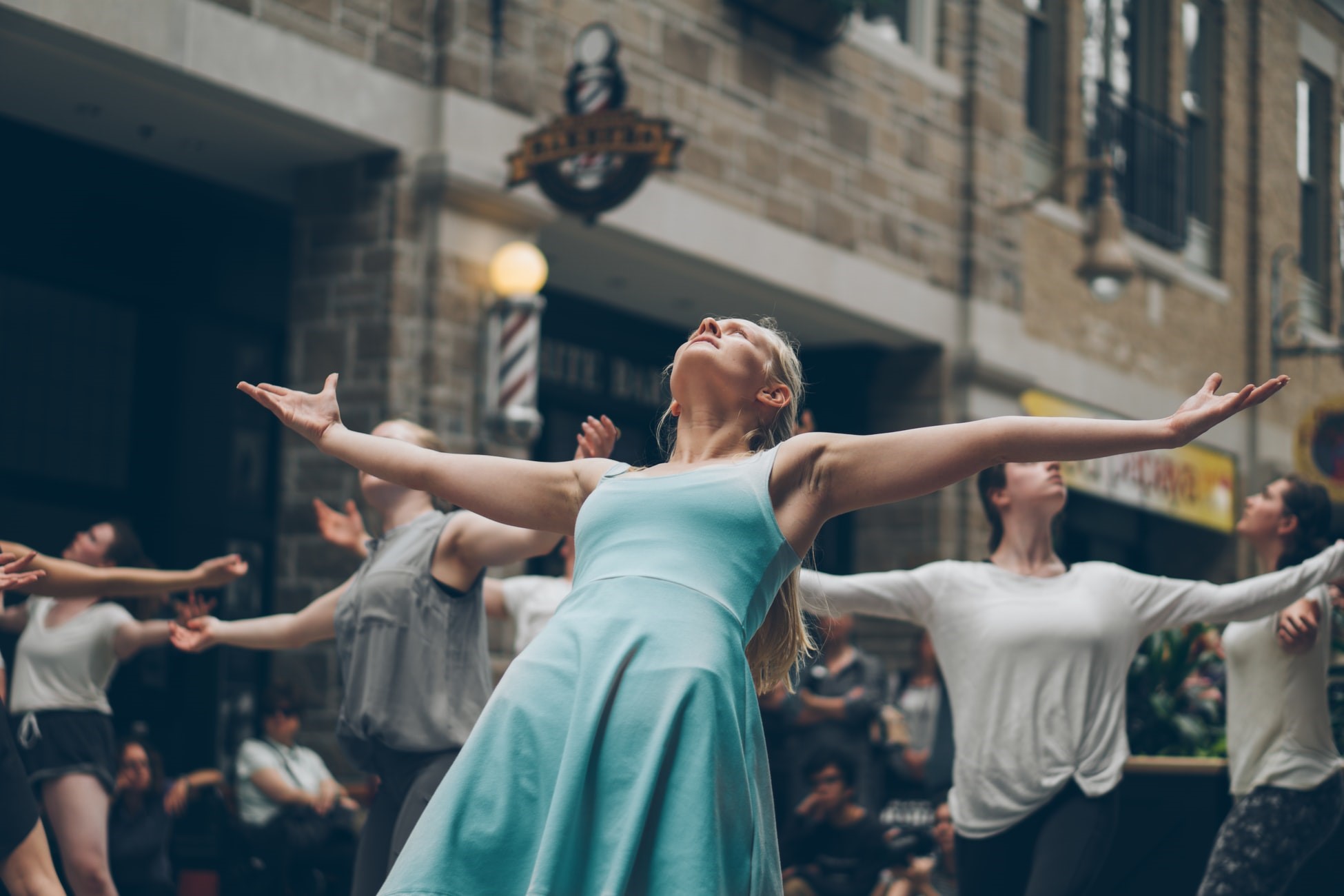 Alles wat je moet weten over Ecstactic Dance