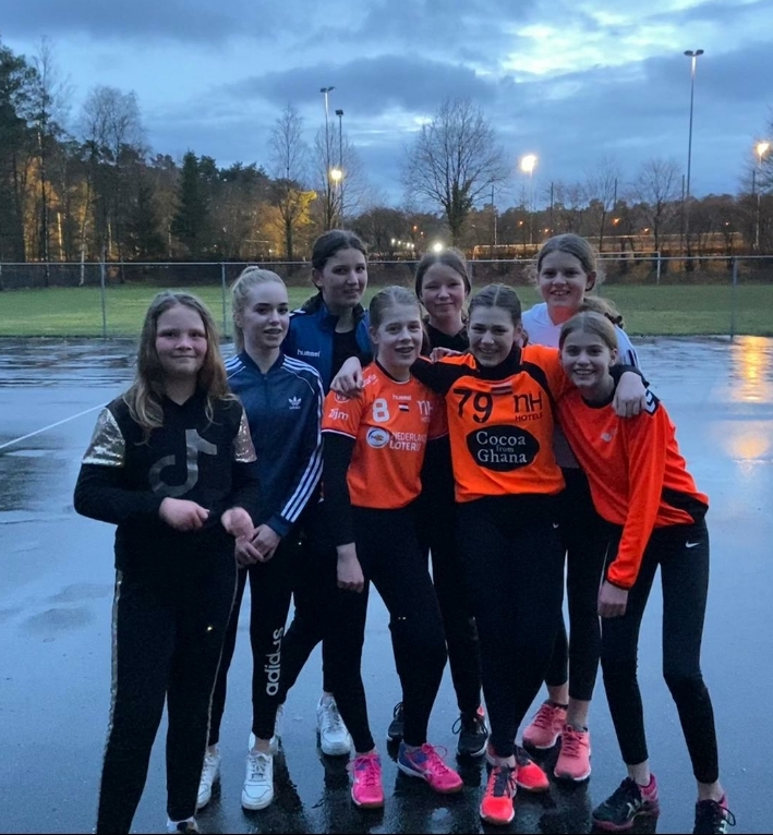 Handbalclub in Brummen zet in op versterking meidenteams