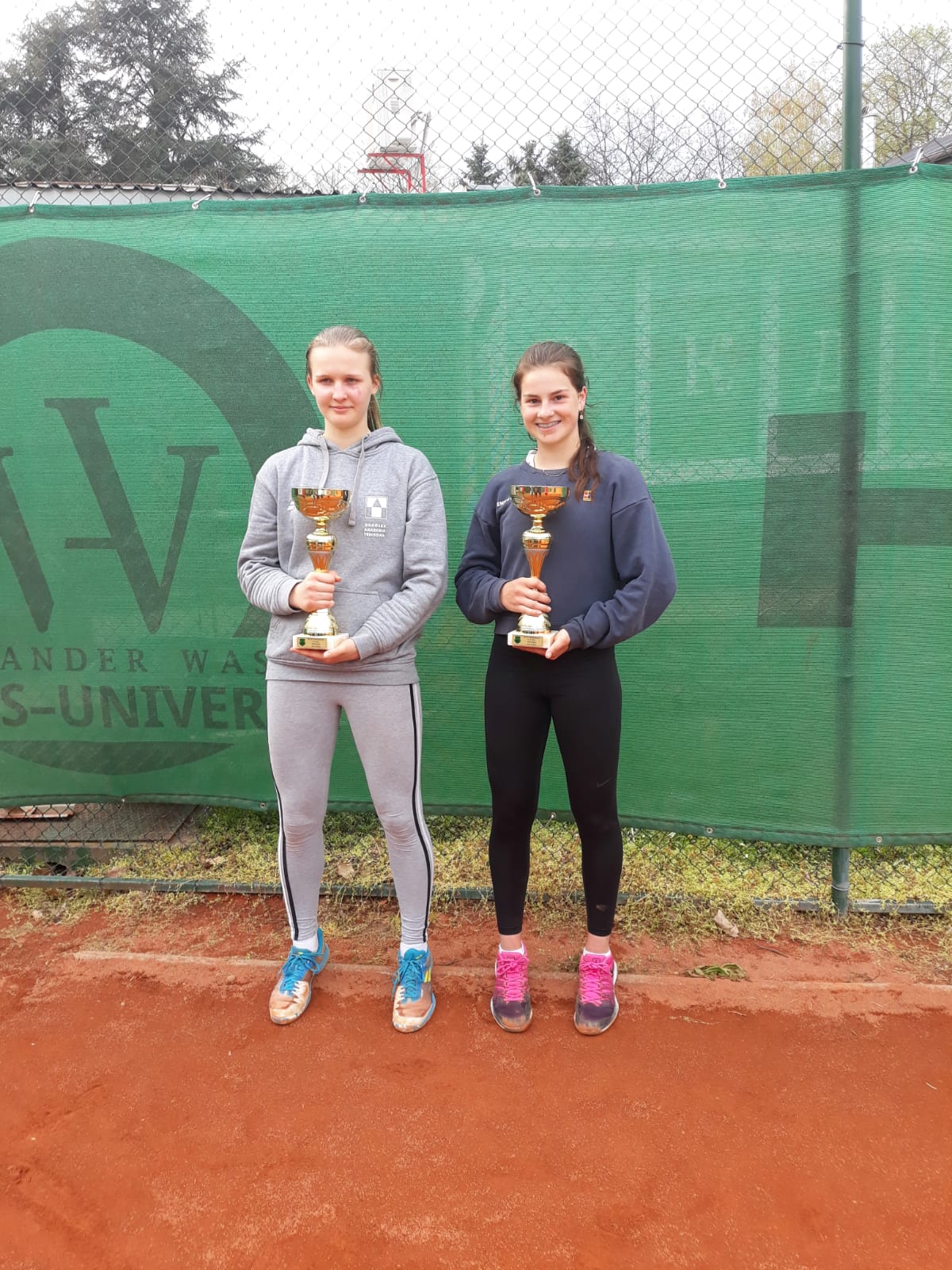 Apeldoornse Rose Nijkamp eerste Nederlandse tennisster die top 50 U16 behaalt sinds 2012