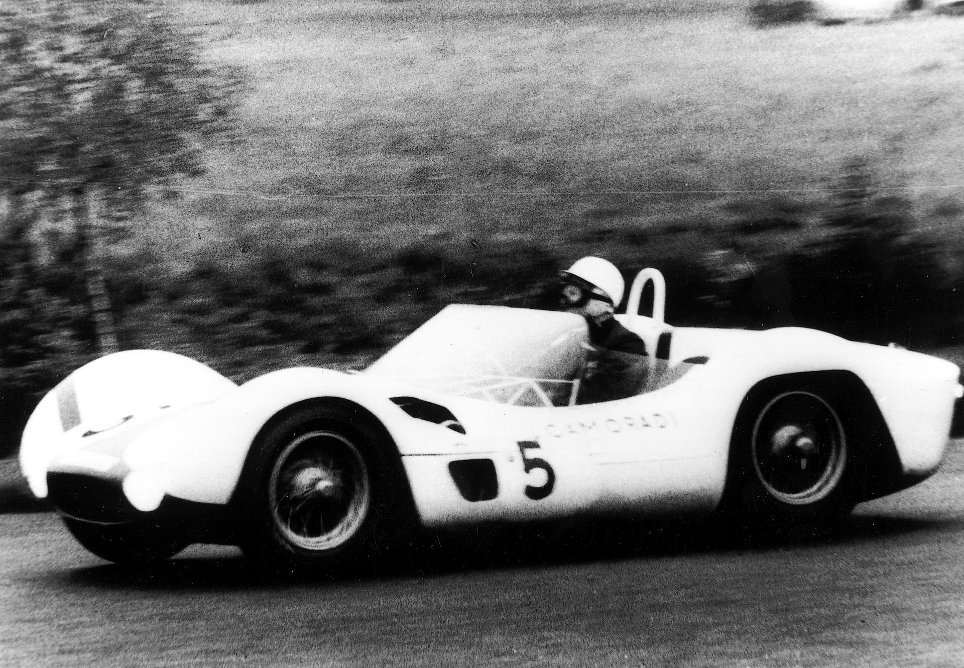 Maserati Tipo 61 viert 60e verjaardag historische overwinning op de Nürburgring