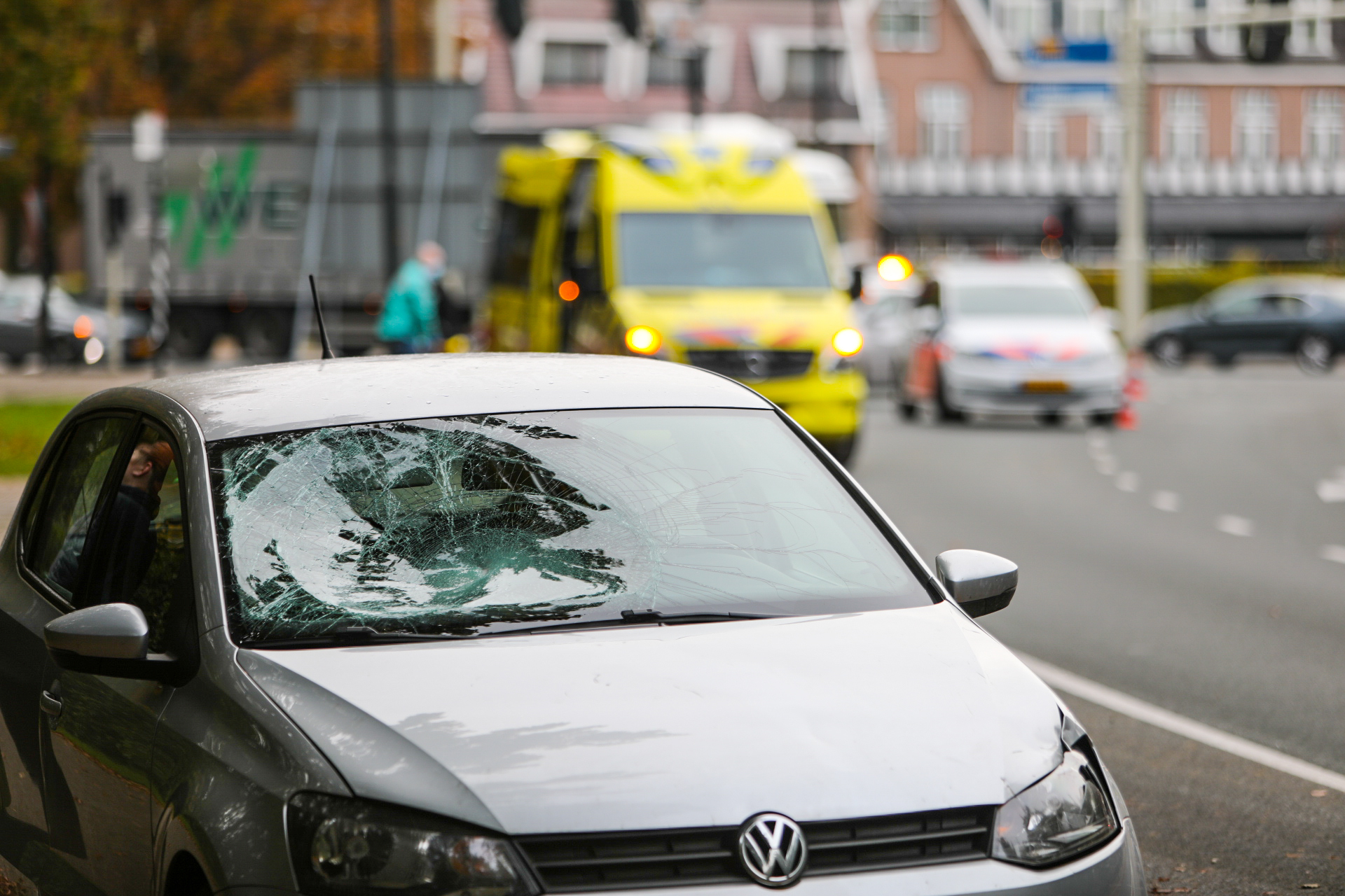 Vrouw zwaargewond na ongeluk Amersfoortseweg Apeldoorn