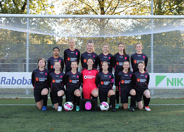 SVO Deventer ‘21 zet vrouwen- en meidenvoetbal op de kaart
