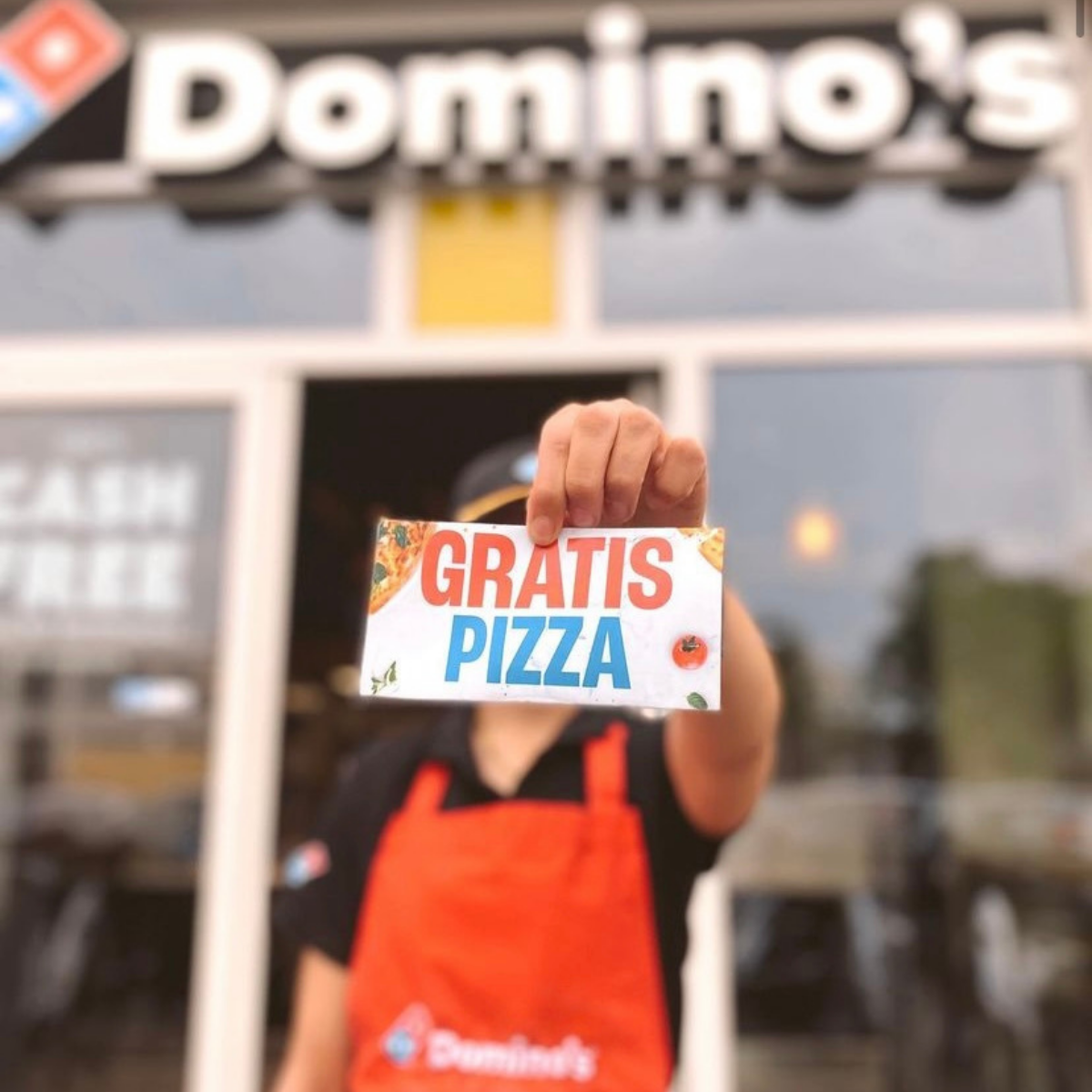 Domino’s verrast Apeldoorn met gratis pizza’s