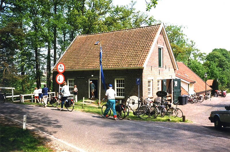 Kijkje achter monumentale deuren