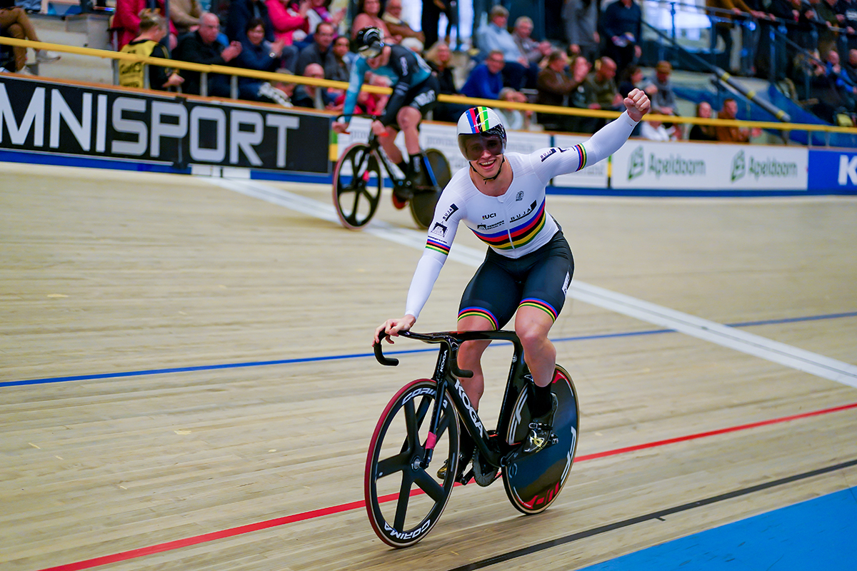 Lavreysen, Büchli en van der Peet naar goud op NK Baanwielrennen