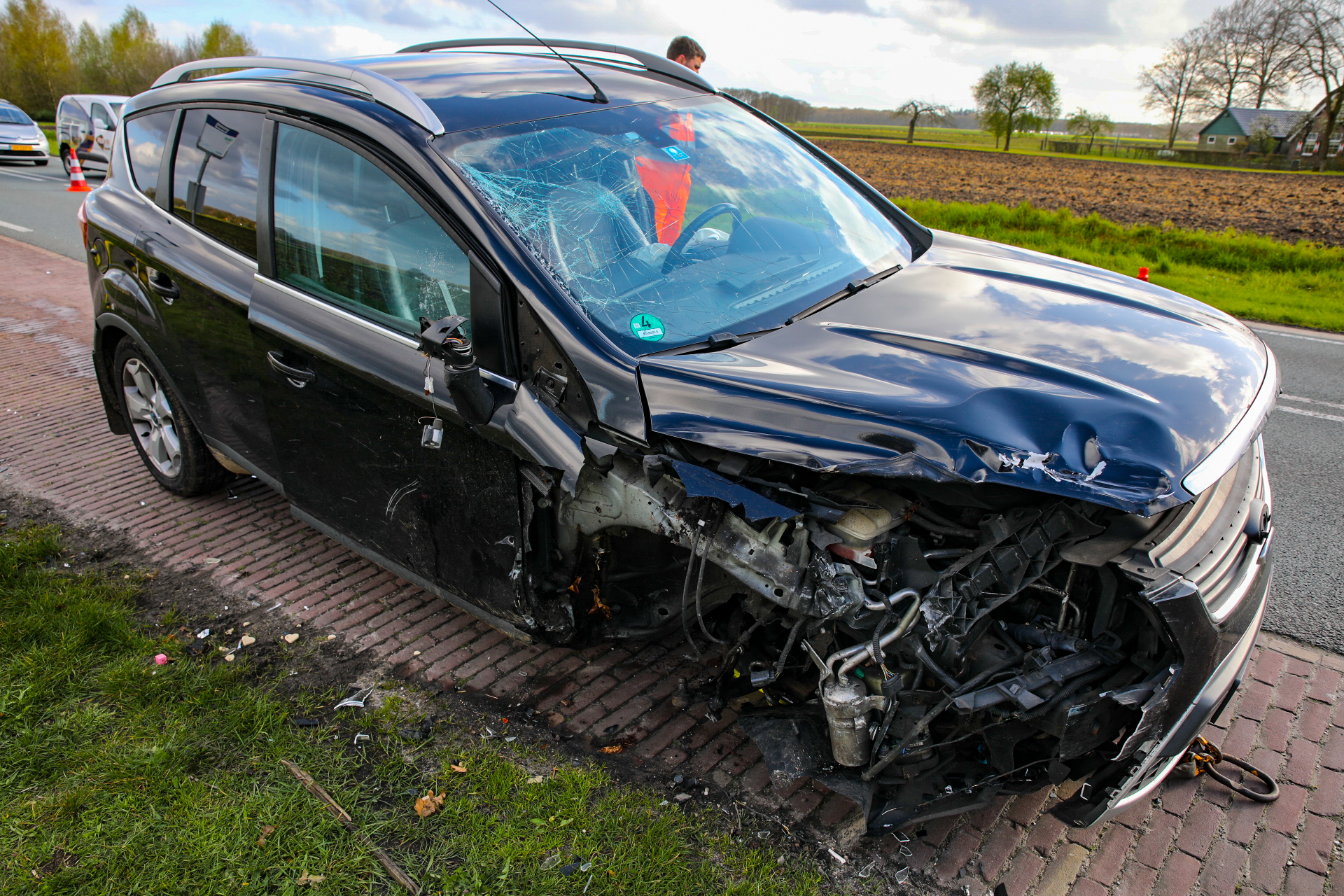 Ongeluk op Meervelderweg (N302) tussen Uddel en Apeldoorn; een gewonde