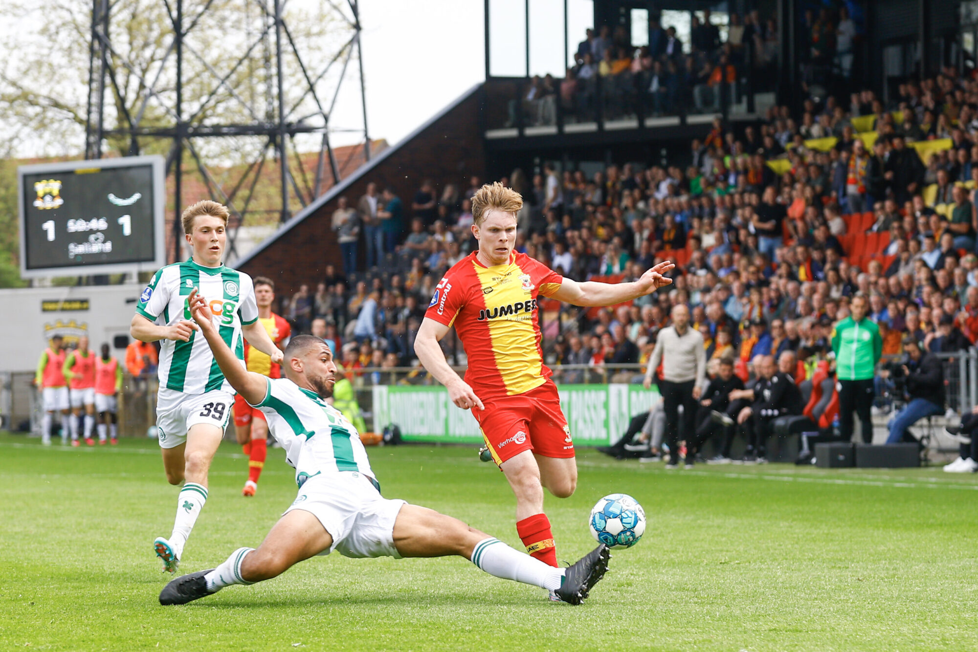 Go Ahead Eagles dompelt FC Groningen in rouw