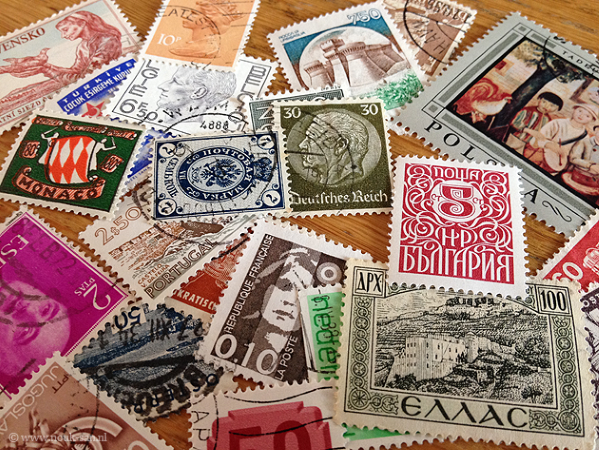 Beurs met postzegels