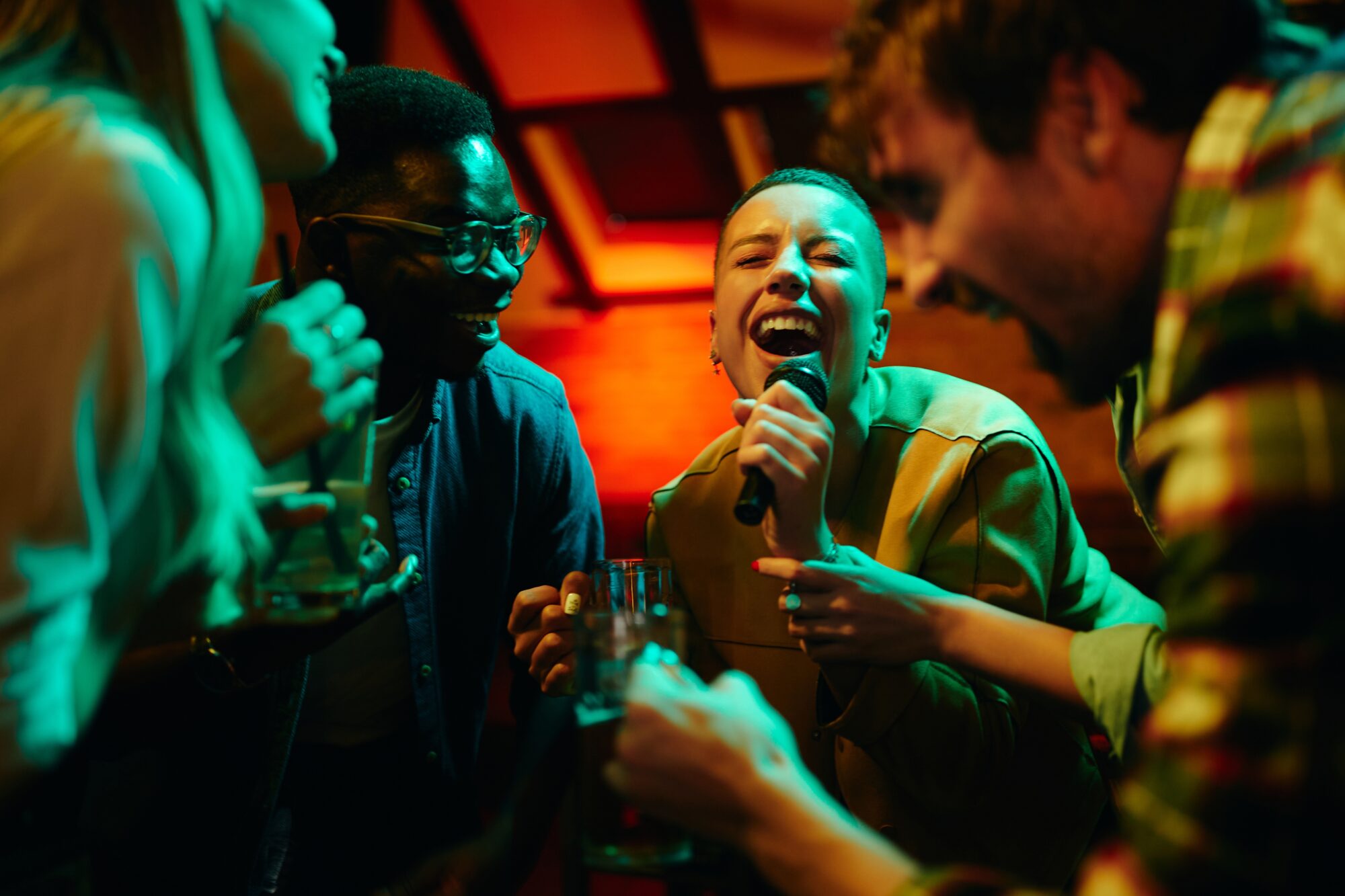 Karaoke Sets voor Thuis: Breng het Plezier van Karaoke naar Jouw Woonkamer