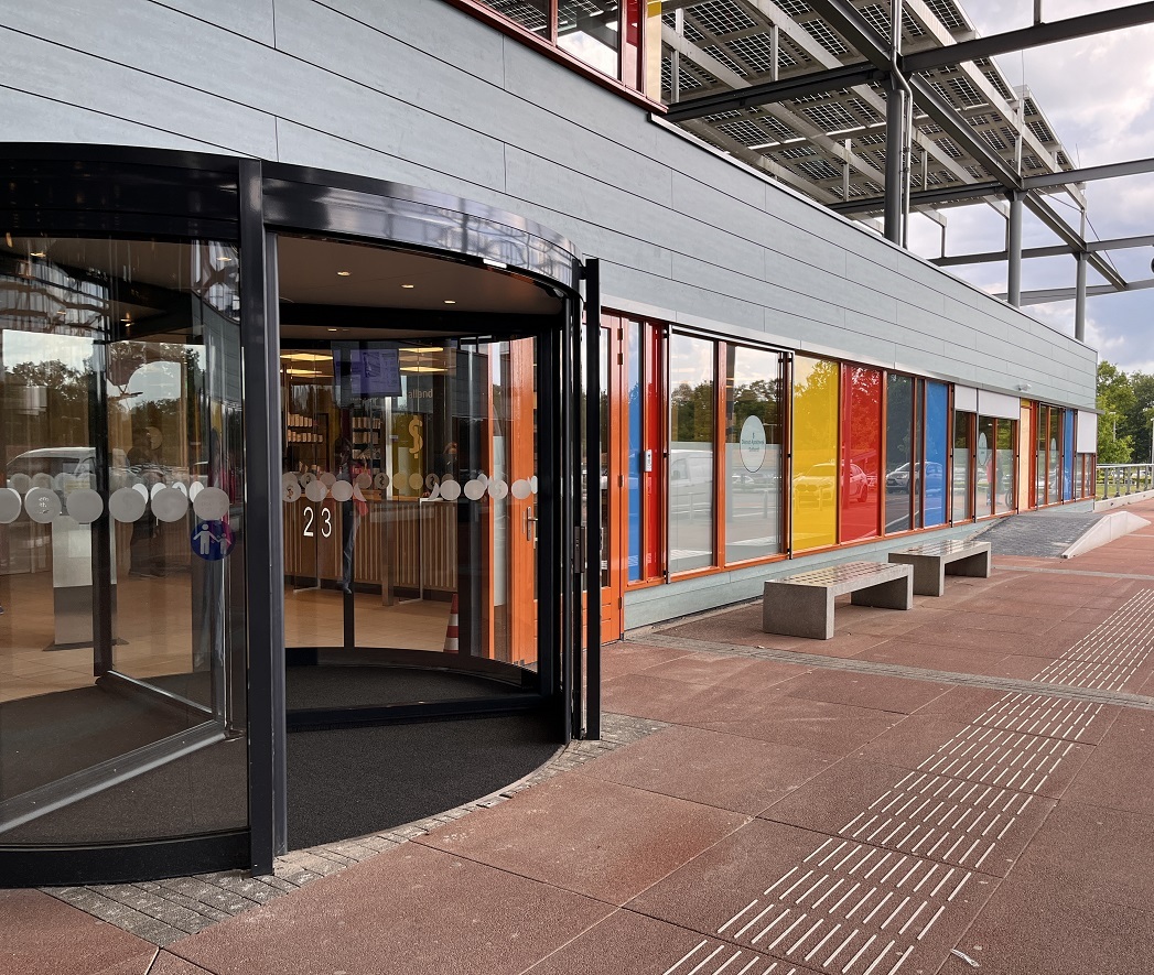 Apotheek nu aan voorzijde ziekenhuis