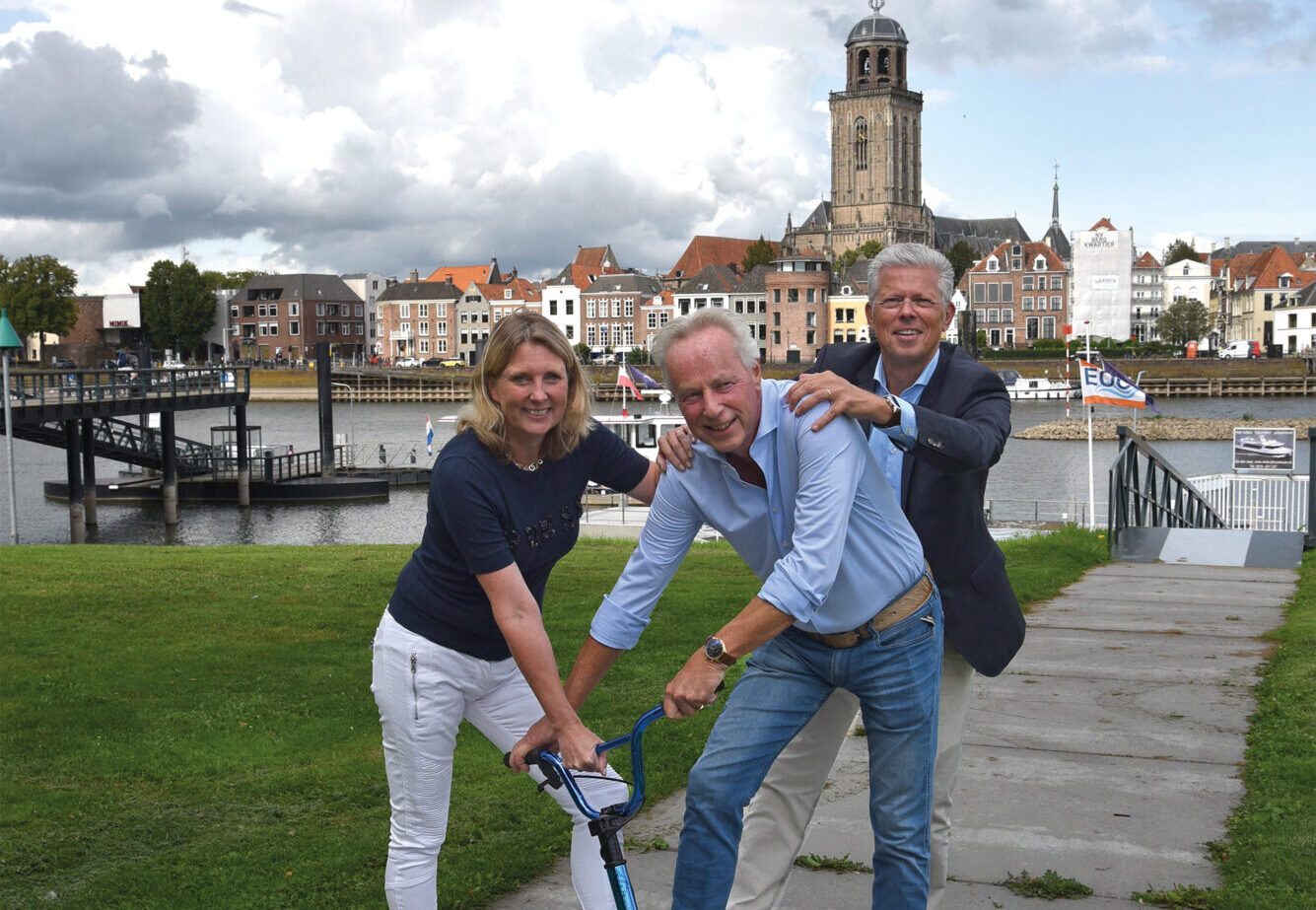 Het olympisch vuur op de step