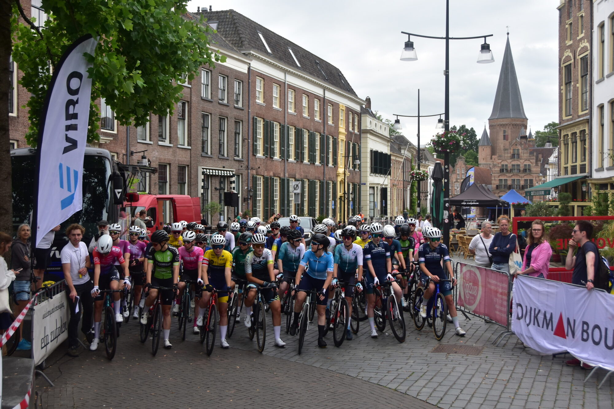 Jong en oud in actie tijdens 60e editie Ronde van Zutphen