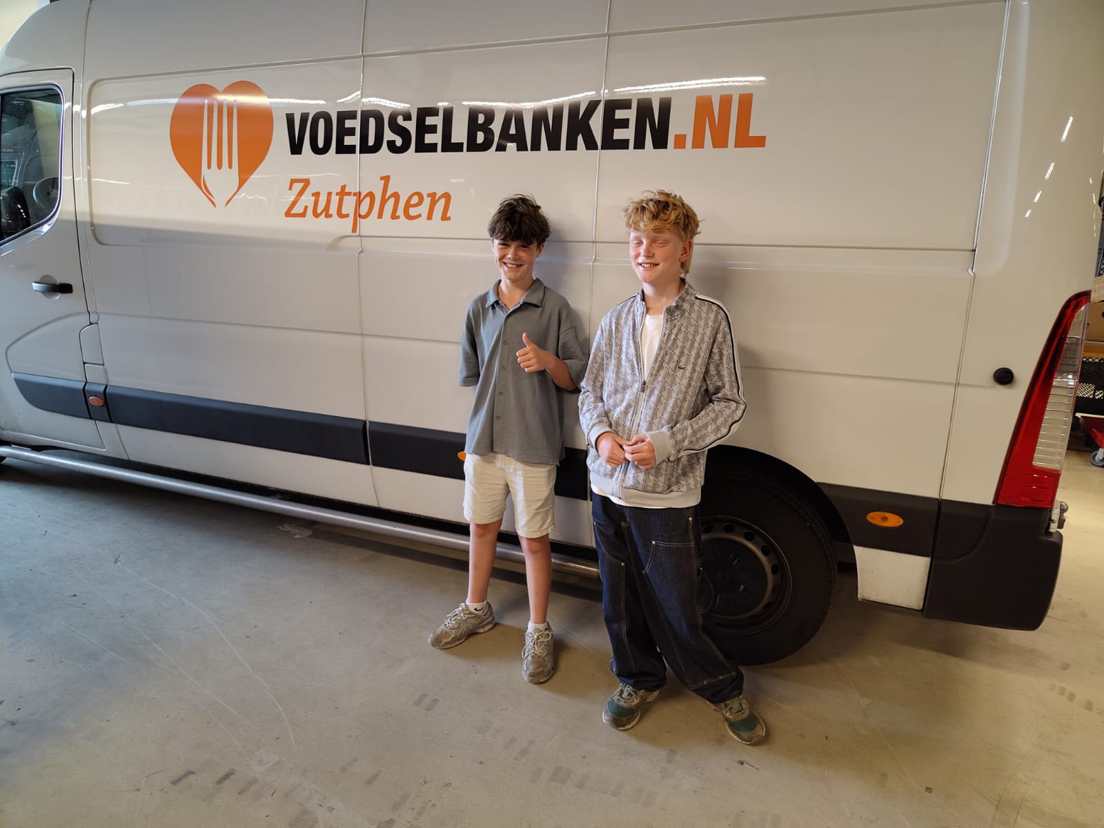 Bent en Teddy fietsen voor Voedselbank