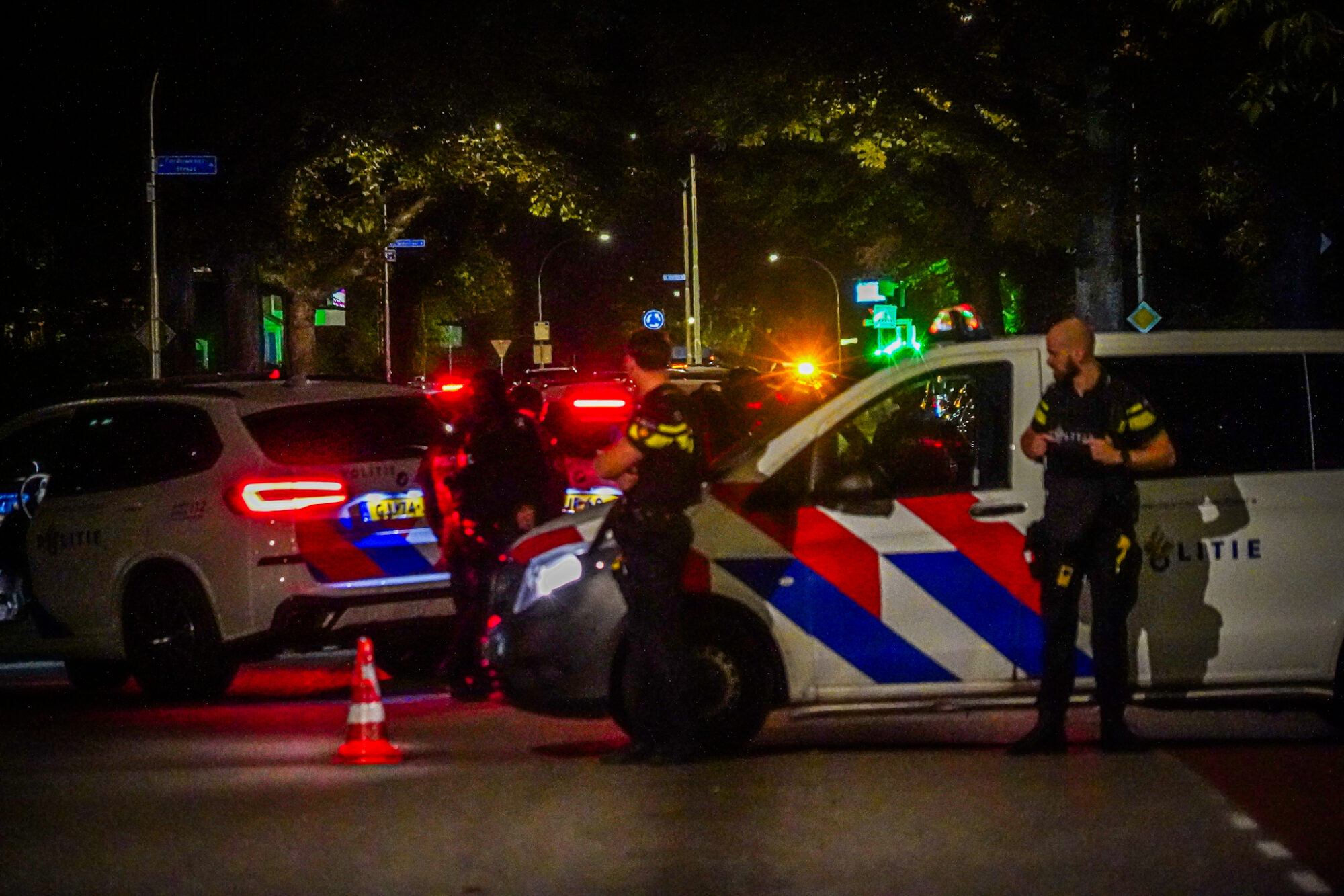 Veel politie na melding over schoten in Nijmegen, mogelijke link met Overasselt onderzocht
