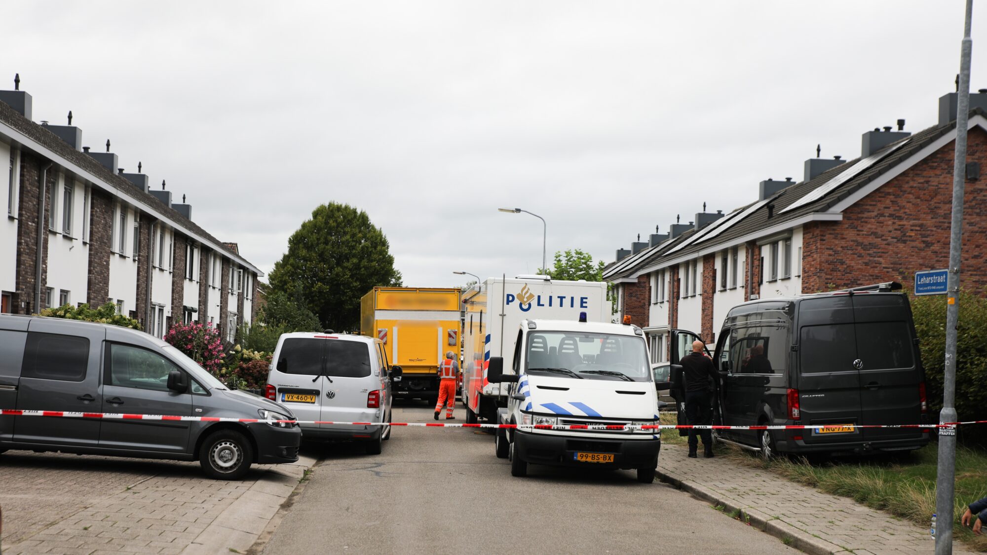 Overleden minderjarige aangetroffen in woning aan Leharstraat in Eerbeek