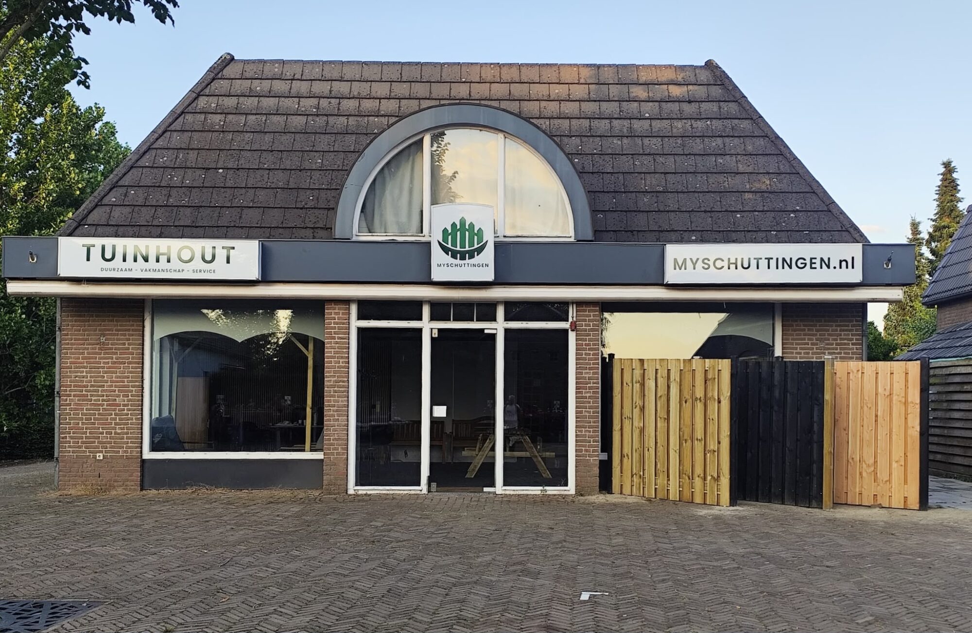 Van schutting tot complete tuinafscheiding: MYSchuttingen maakt buitenruimte persoonlijk