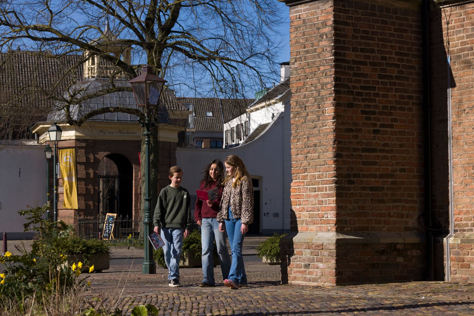 Kinderen gaan op pelgrimstocht