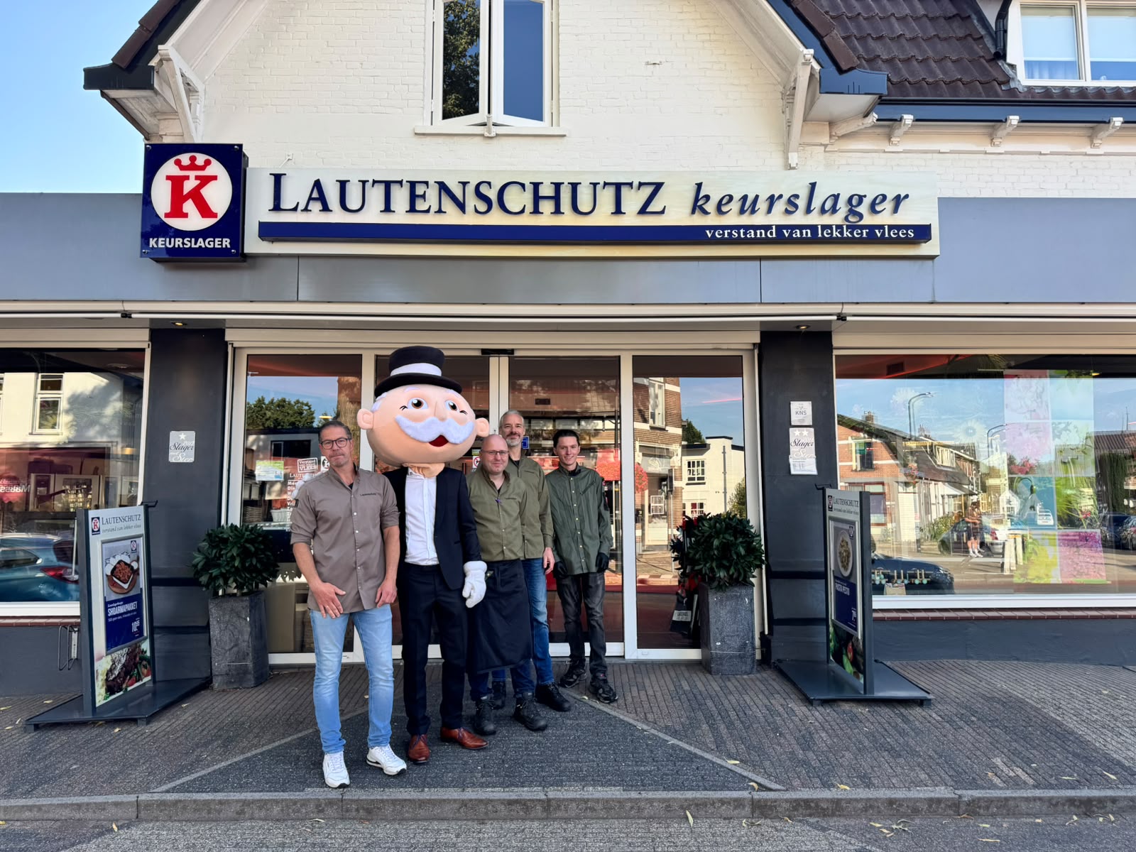 Monopoly in Apeldoornse stijl bij Albert Heijn Sprengenpark