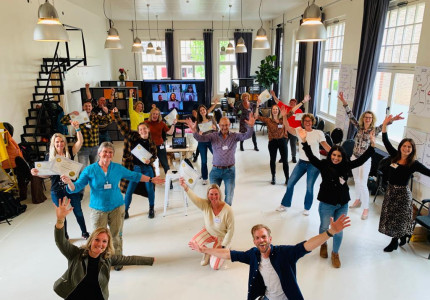 De kracht van een NLP opleiding in een wereld vol persoonlijke ontwikkeling